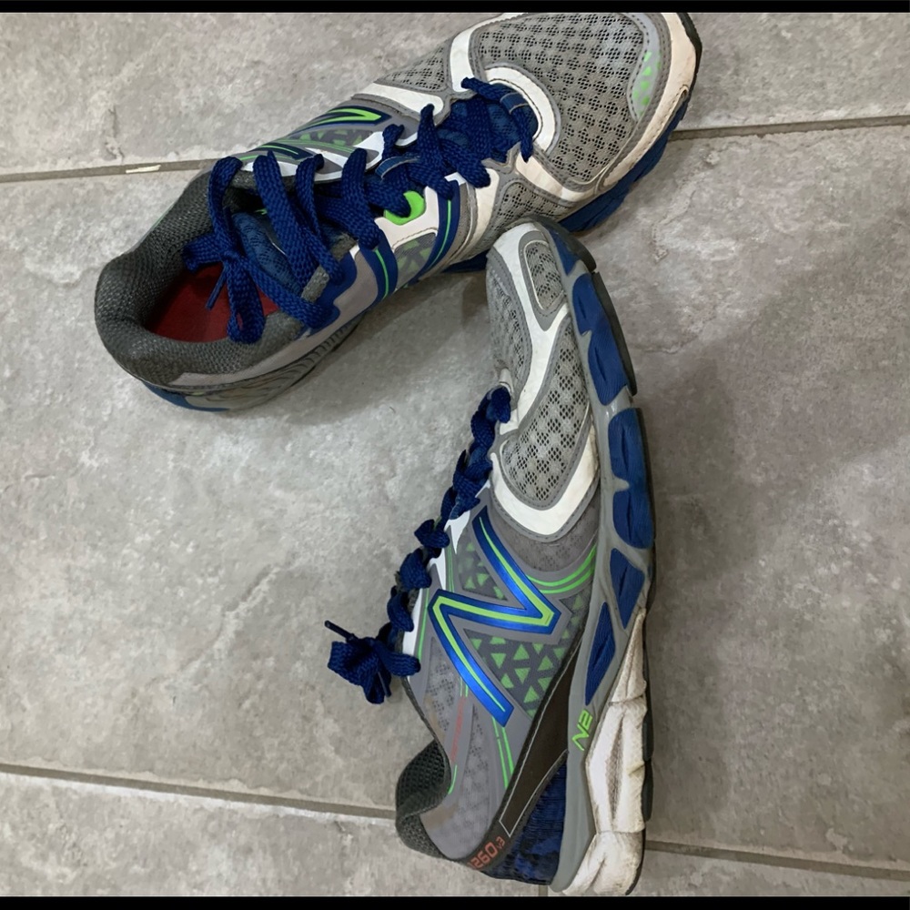 New Balance 1260 v3 - size 9